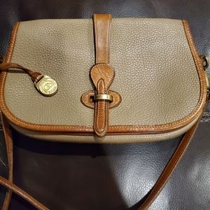 Vintage Dooney & Bourke crossbody